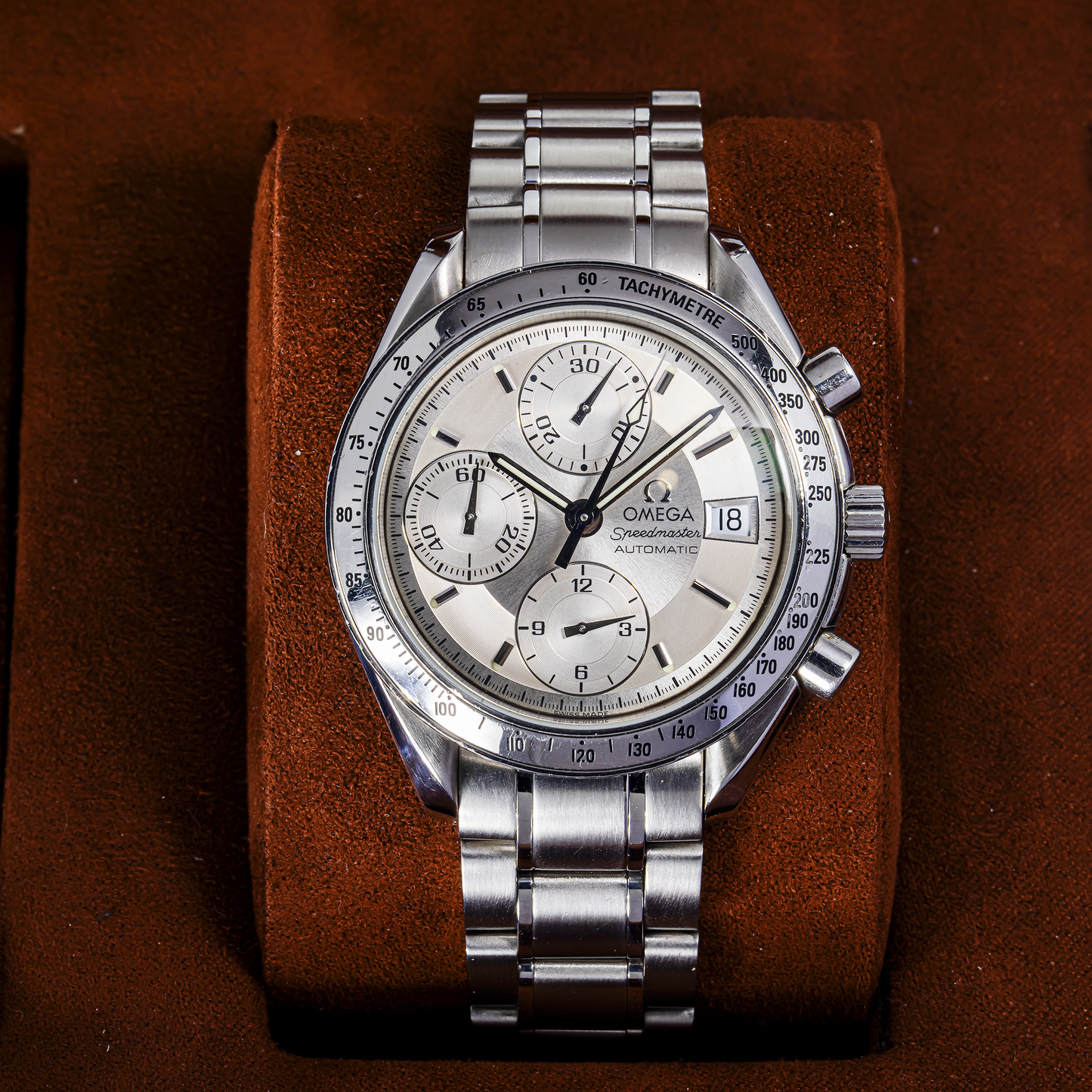 Omega Speedmaster Date Automatic Silver Dial Stainless Steel 39mm – 3513.30.00