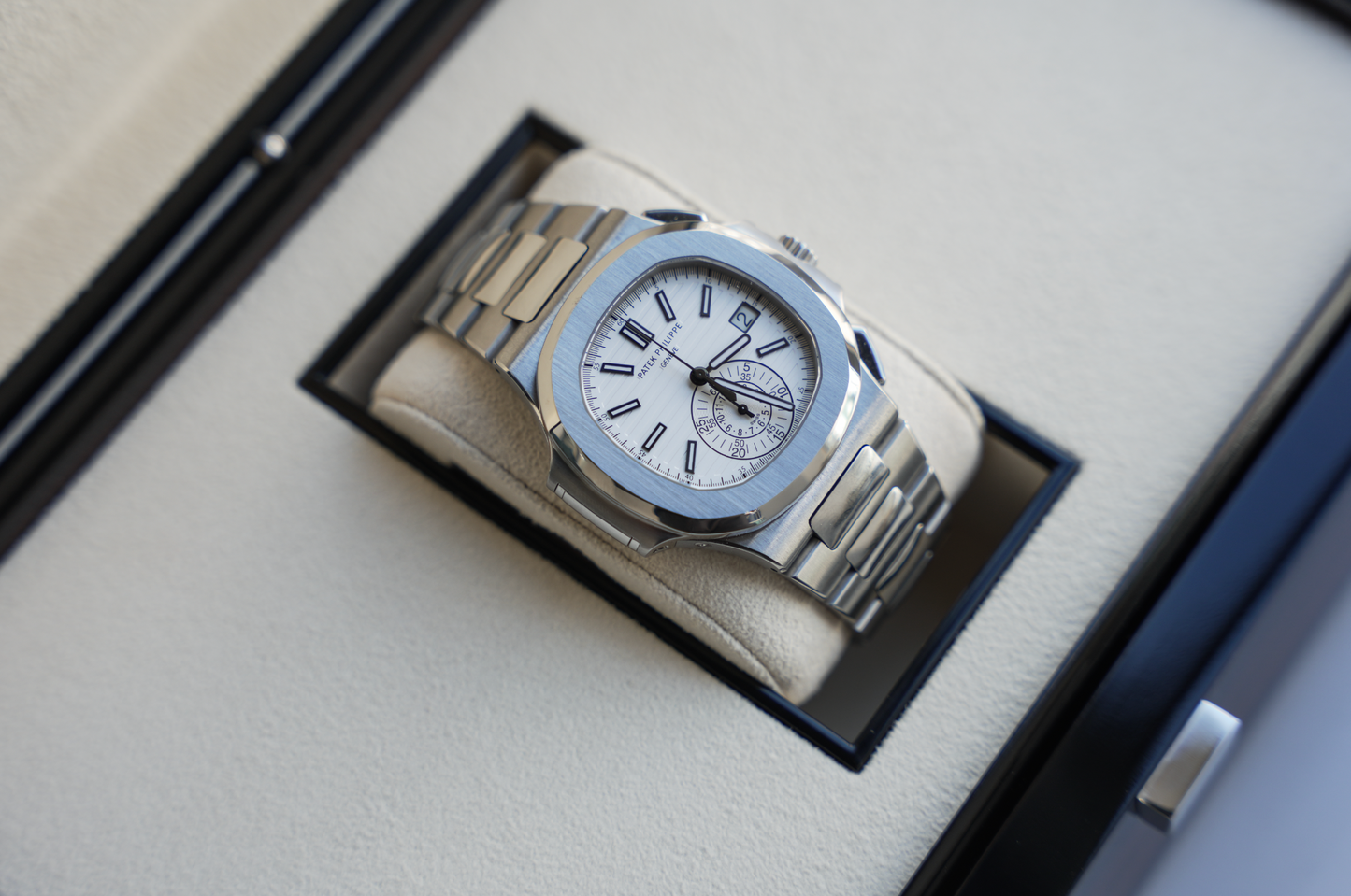 Patek Philippe Nautilus Chronograph 5980/1A-019 White Dial 40.5mm Stainless Steel