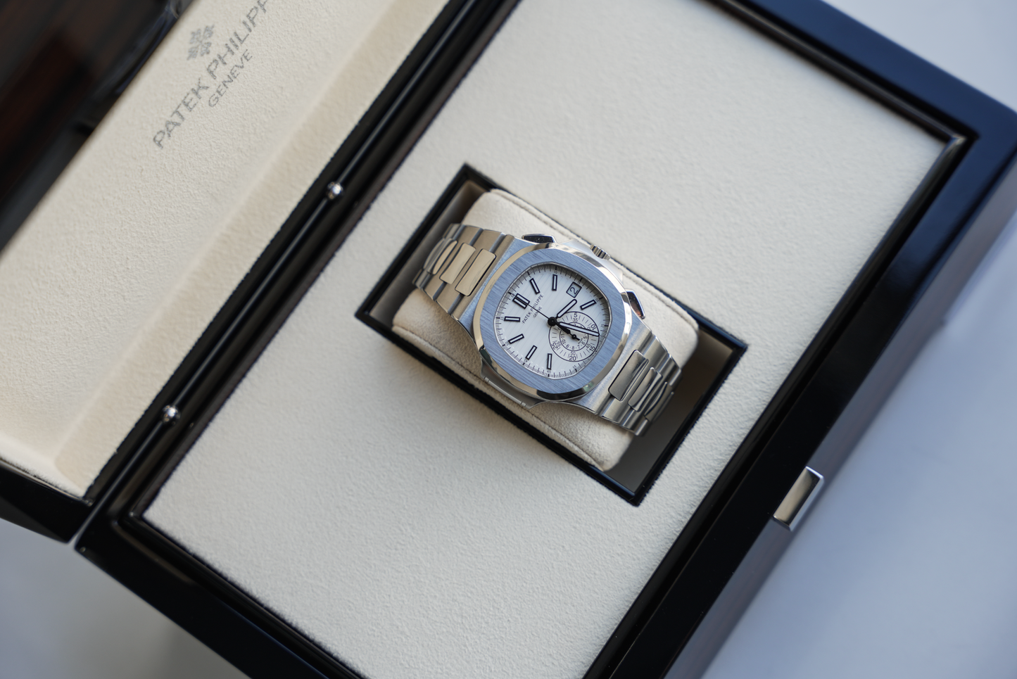 Patek Philippe Nautilus Chronograph 5980/1A-019 White Dial 40.5mm Stainless Steel