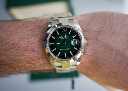 Rolex Datejust 41 126300 Oystersteel Smooth Bezel Green Ombré Dial Oyster Bracelet