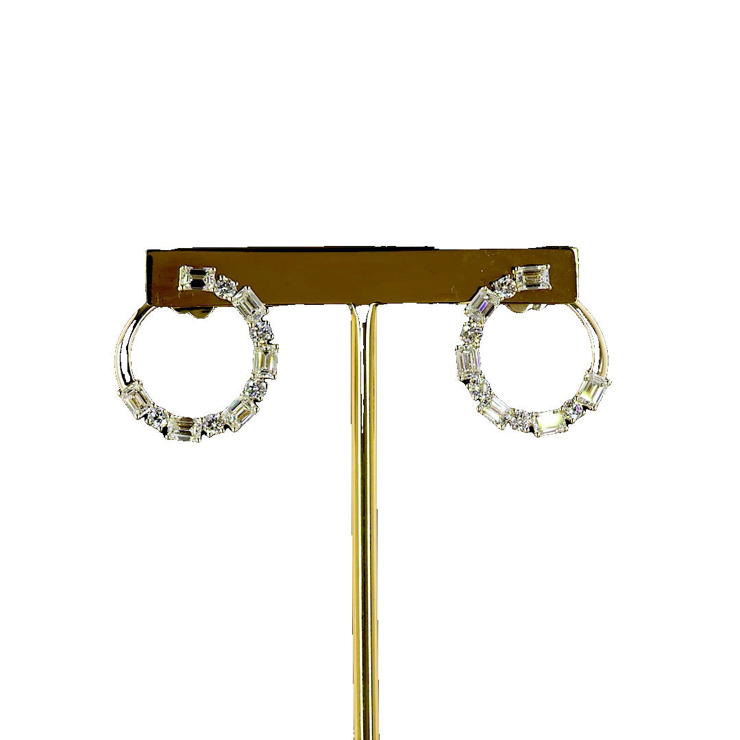 14K Yellow Gold Emerald C Hoops – ER23498