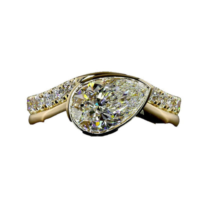 14K Yellow Gold Pear Solitaire Diamond Shank – RG8338