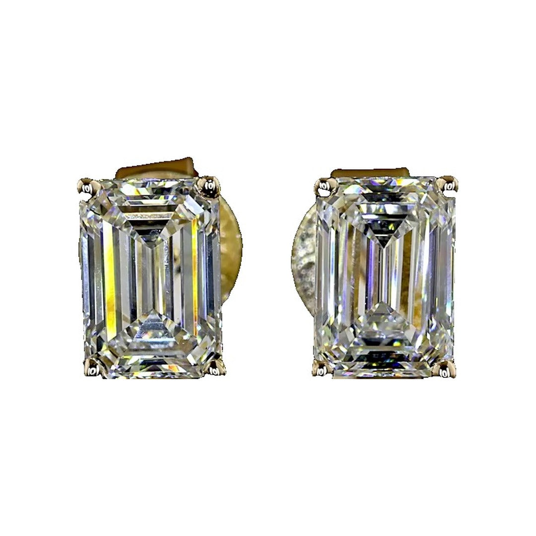 14K Yellow Gold Emerald Studs – ER22321
